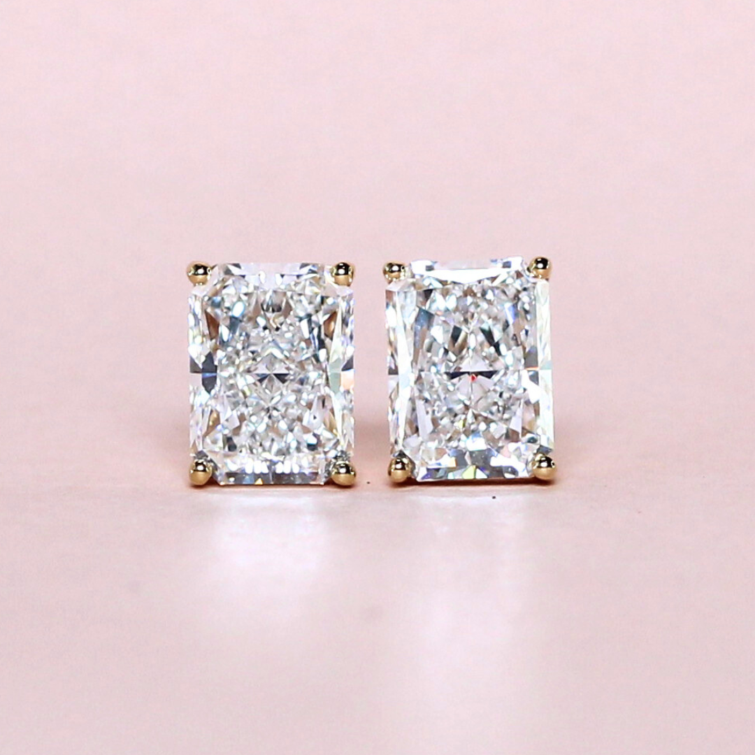 4.02cts Radiant cut stud earrings