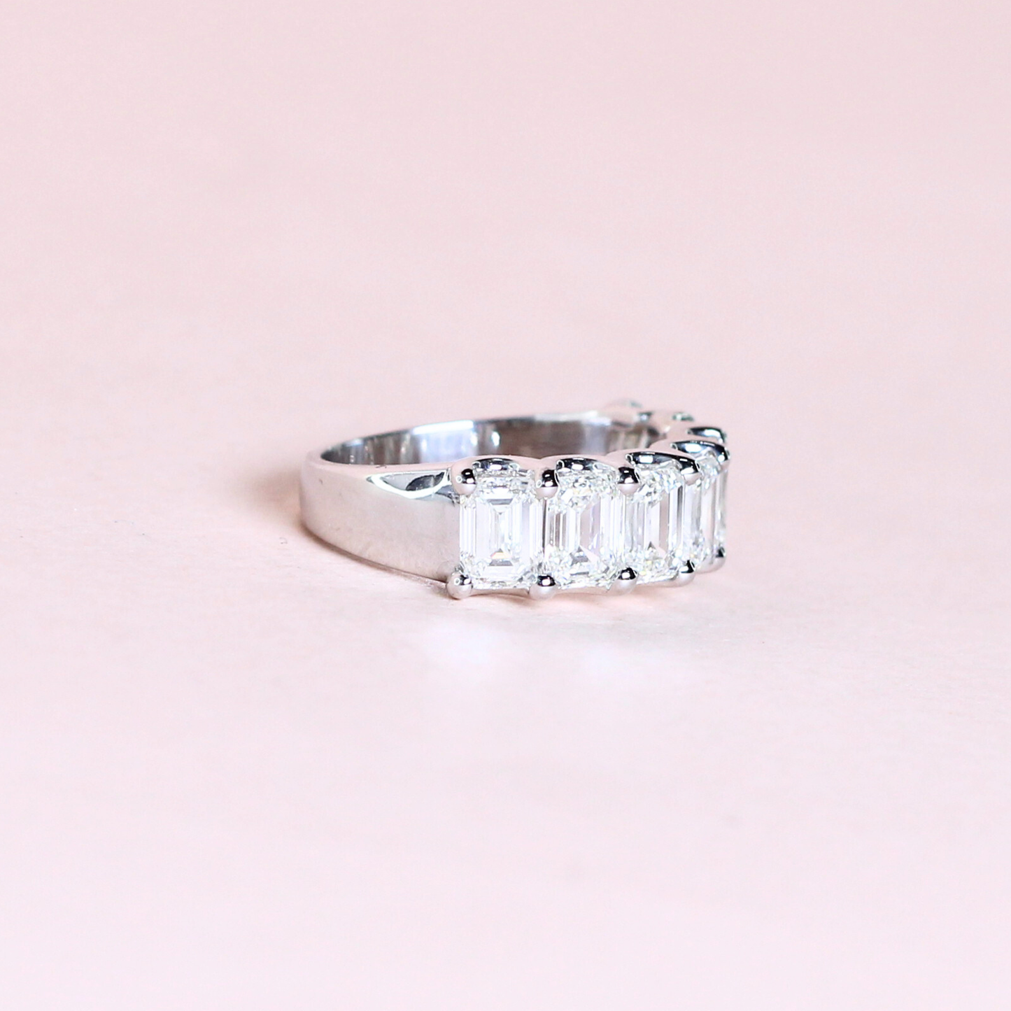 3.53cts 7-stone Emerald cut ring