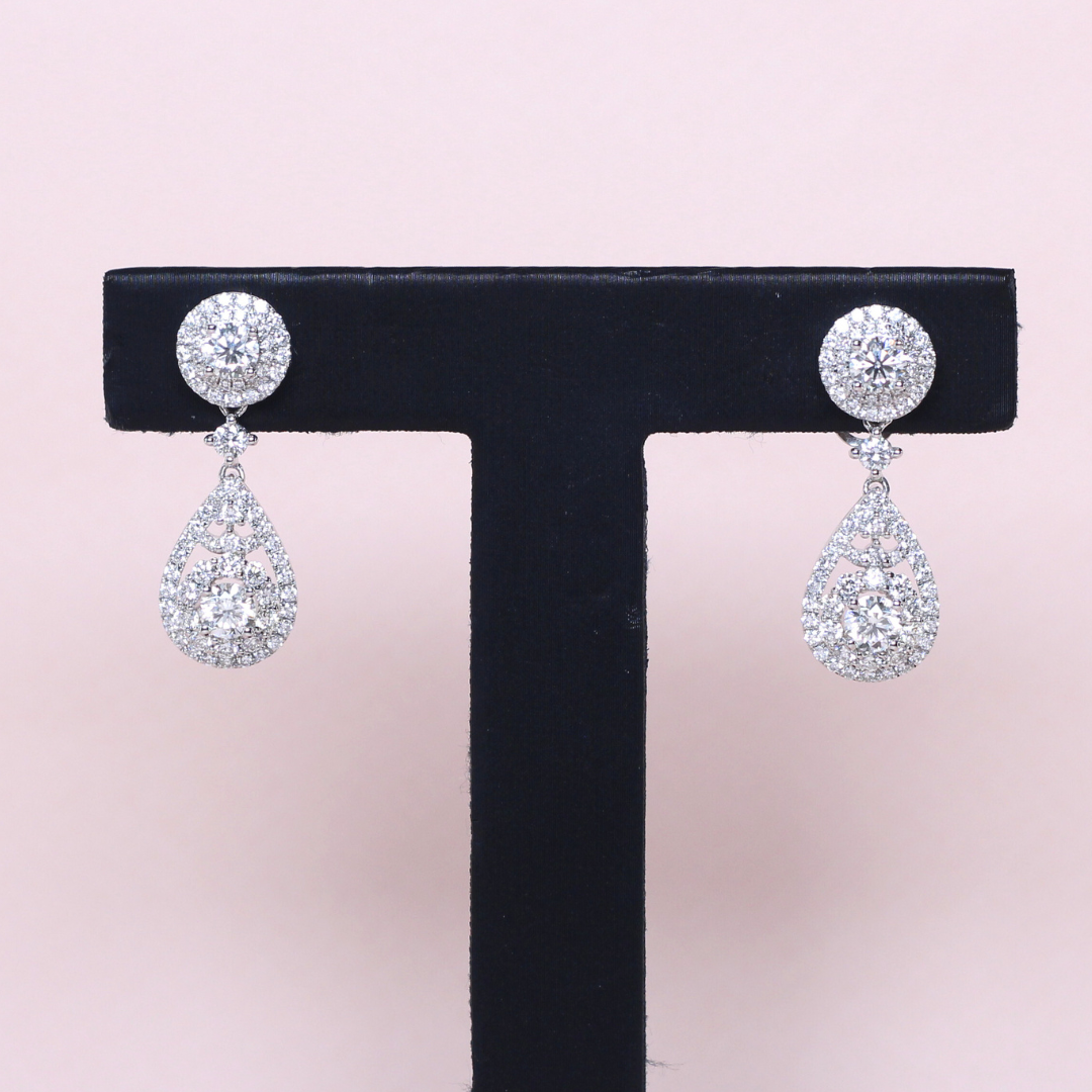 1.80cts Dangling earrings