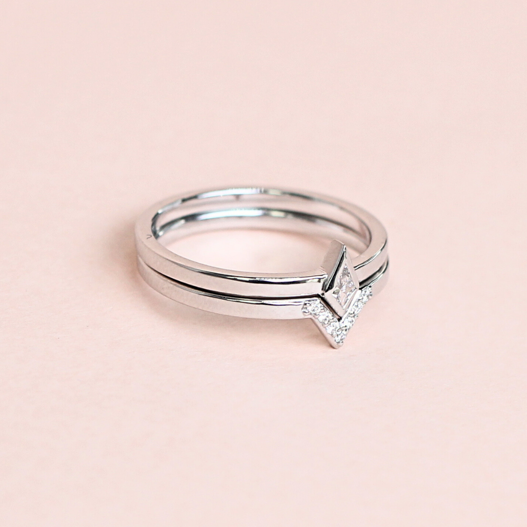 .10cts Stackable rings