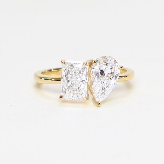 2cts Toi et Moi ring