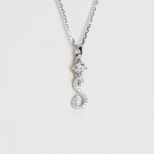 .30cts Letter S pendant