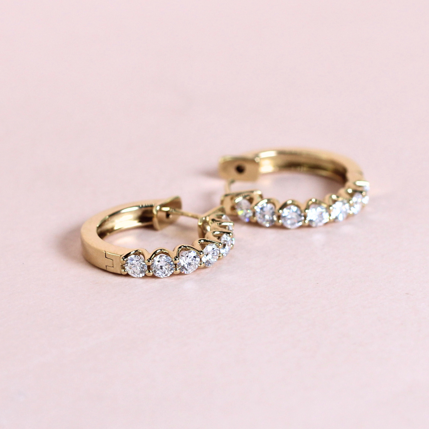 .79cts Round cut Lab-grown Hoop earrings