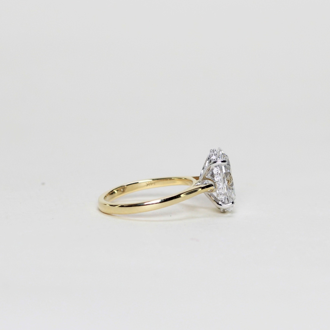 3cts Oval Lab-grown Solitaire ring