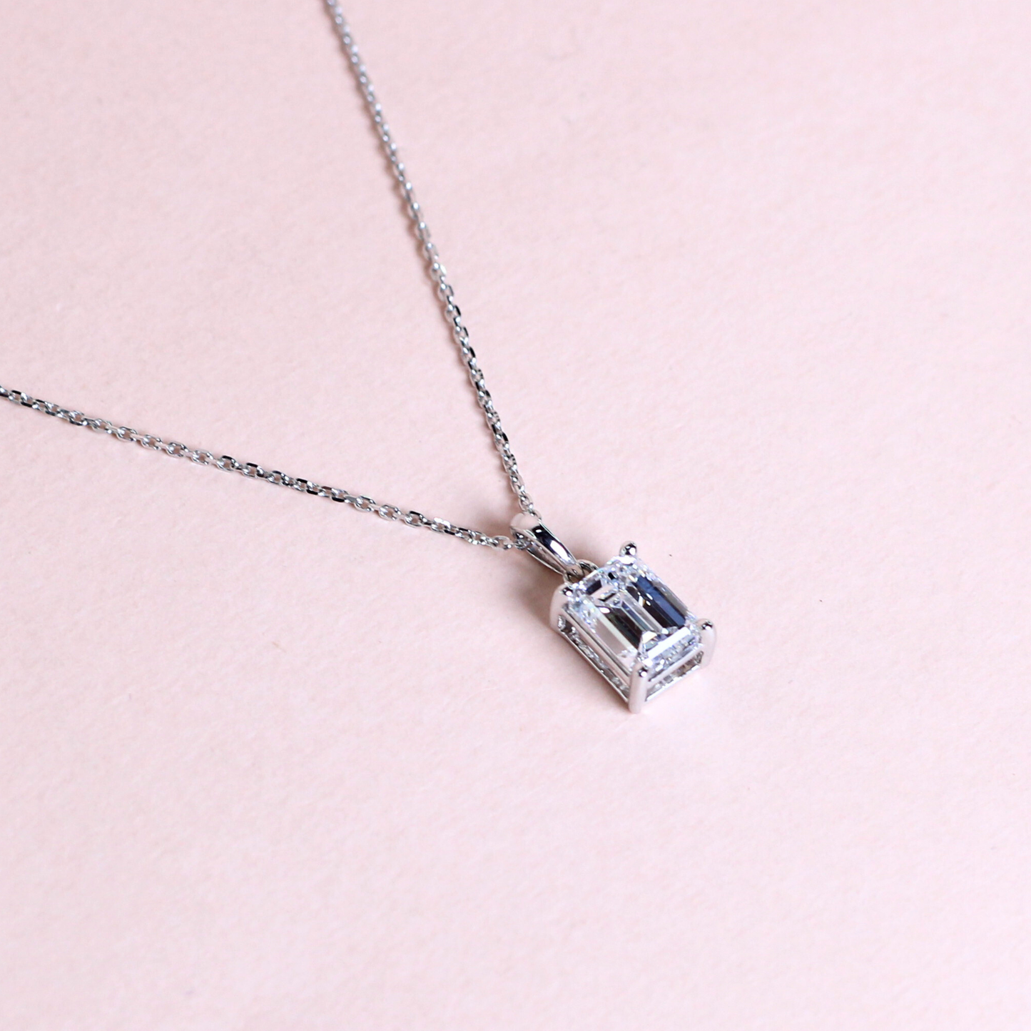 1.95cts Emerald cut Lab-grown Solitaire necklace