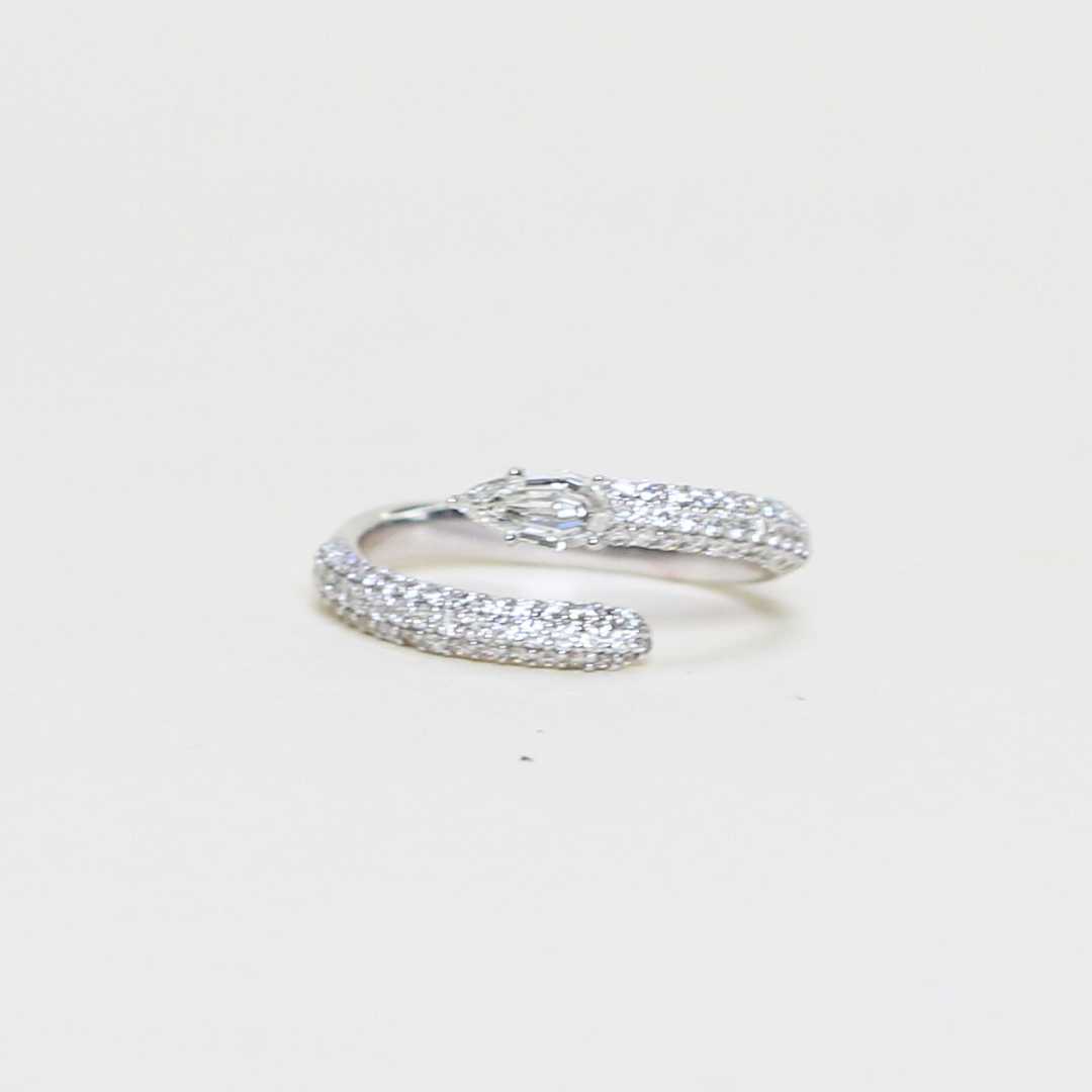 .75cts step cut Pear open ring