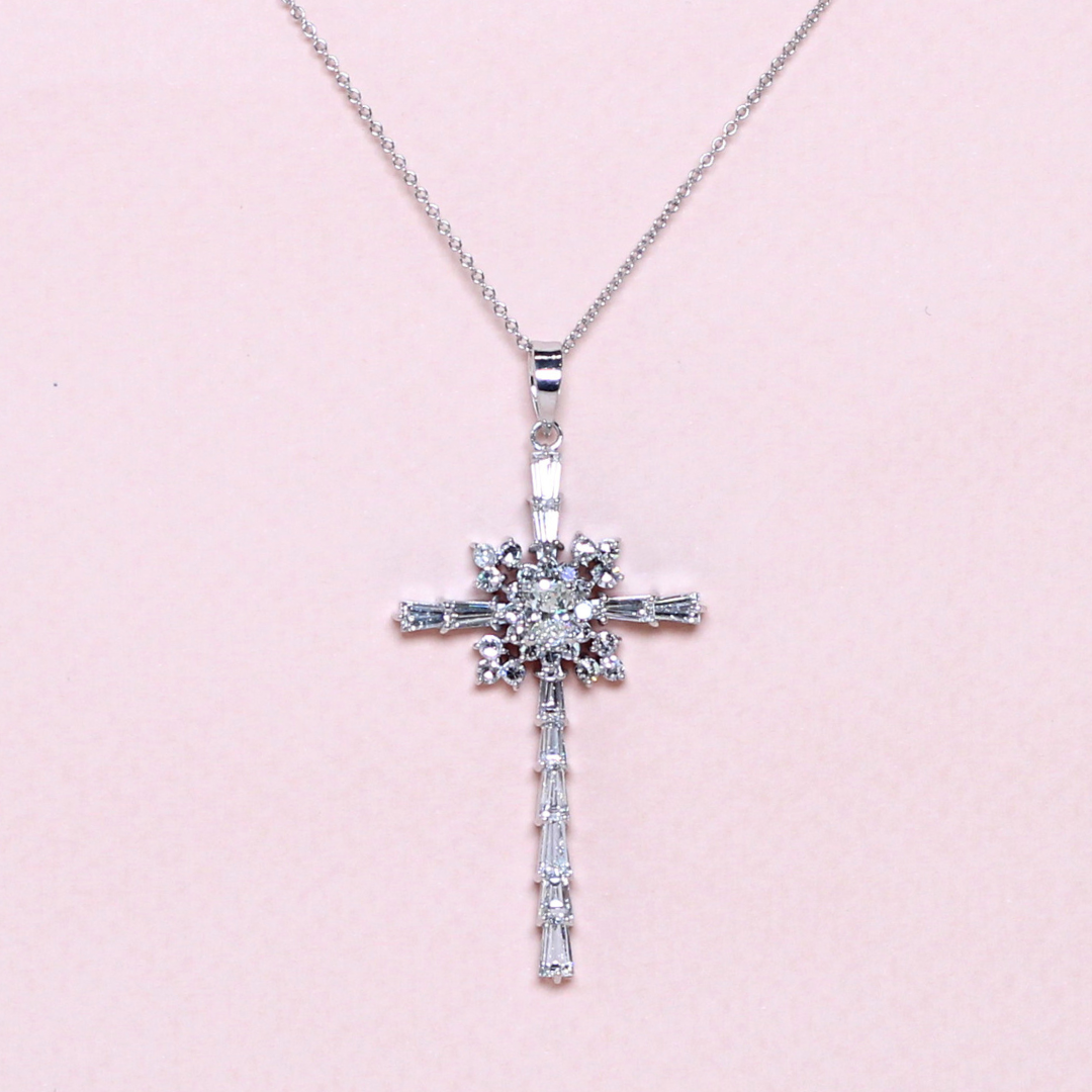 2.10cts Cross diamond necklace