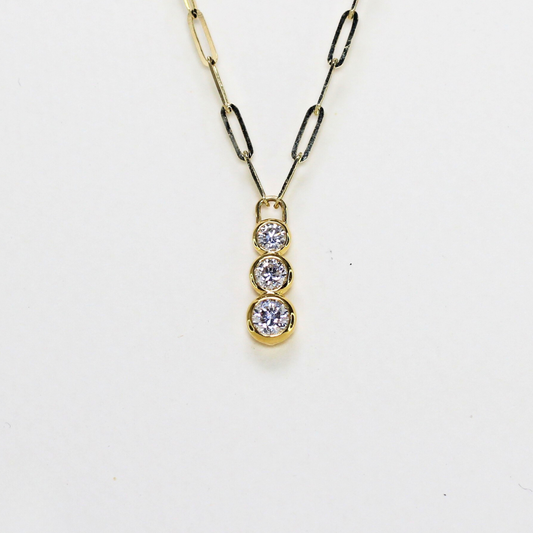 .63cts Graduated 3-stone Necklace