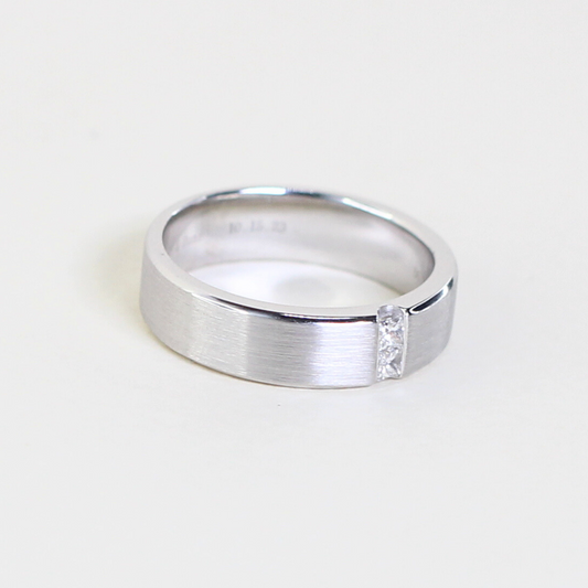 Male wedding ring with Princess cut diamonds in satin finish