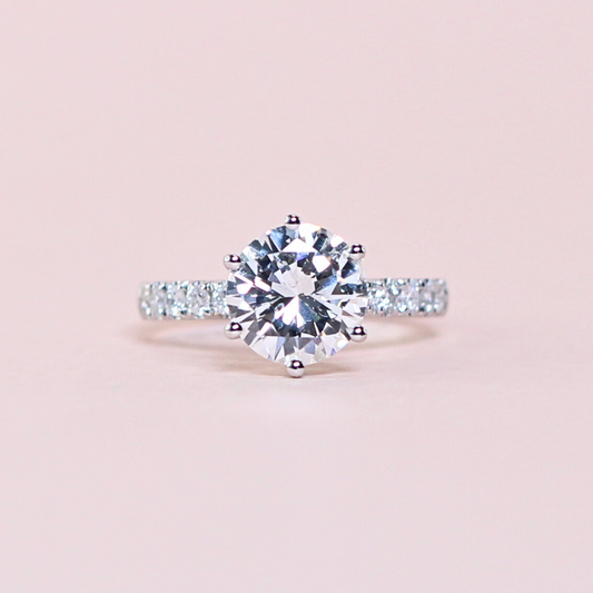 1.79cts  Round cut Pavé ring