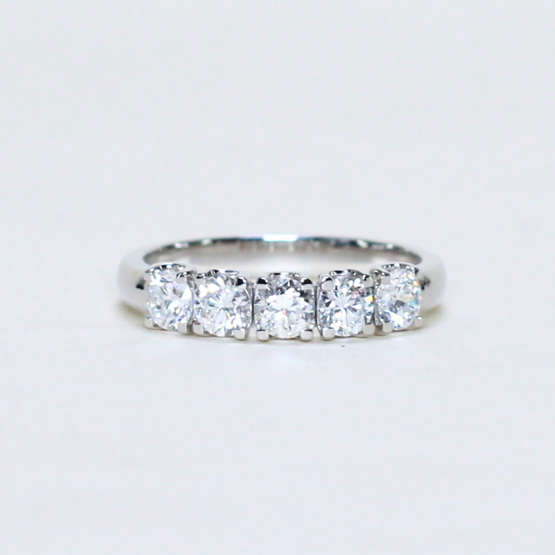 .75cts 5-stone Round cut  lab-grown ring