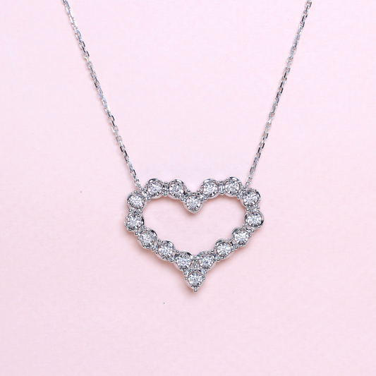 0.44cts Natural Heart-Shaped Diamond Necklace