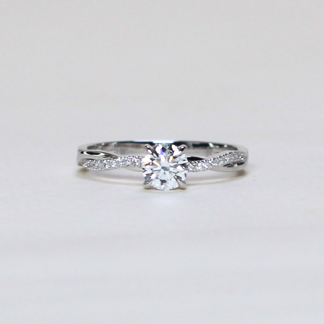 .83cts round cut half eternity lab-grown modified ring