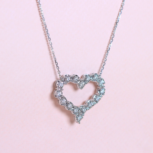 0.44cts Natural Heart-Shaped Diamond Necklace