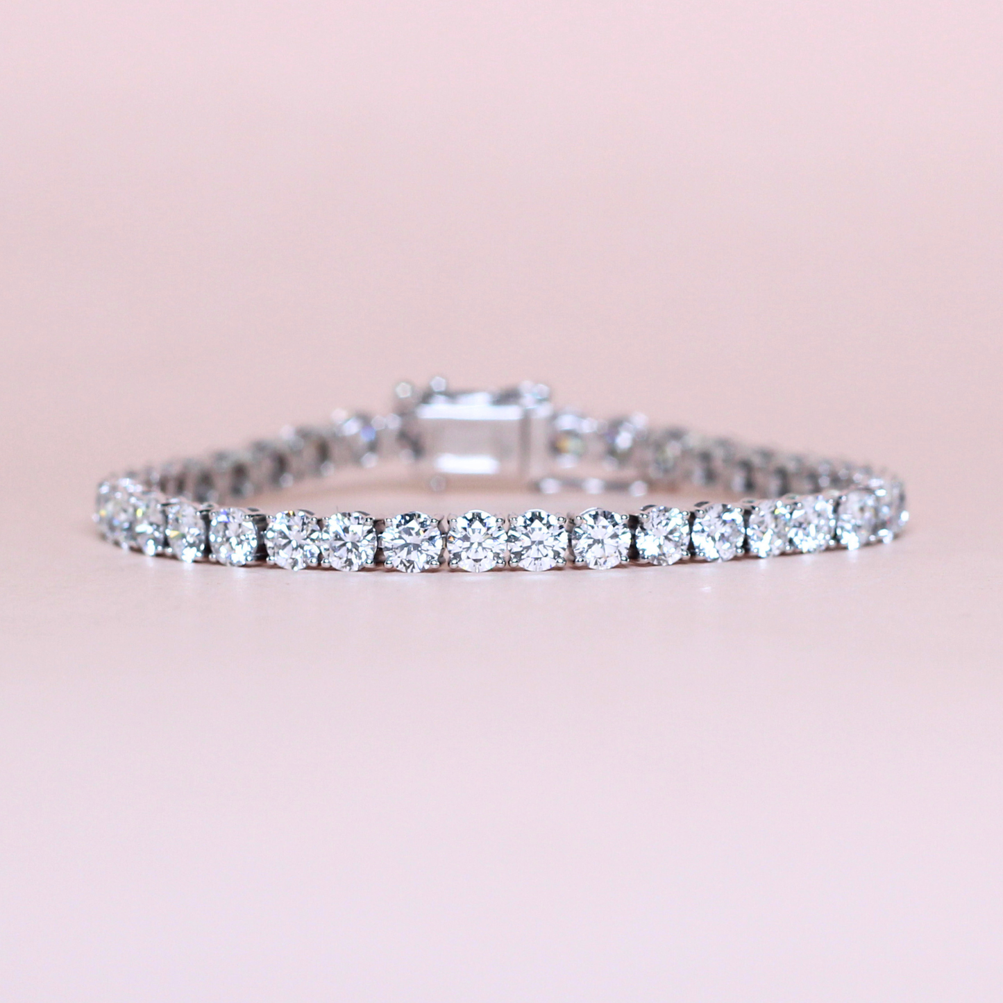 9.36cts Round cut Lab-grown Tennis bracelet