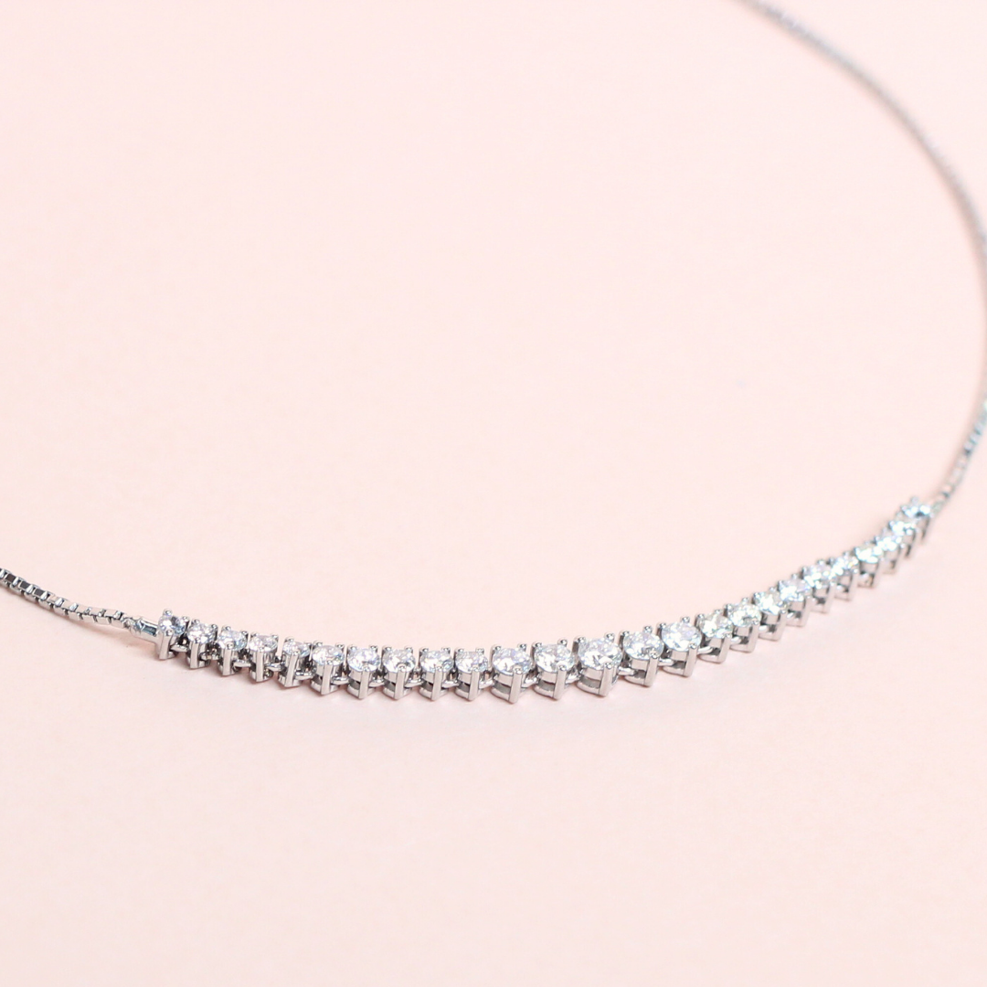 Three-Prong Dainty Diamond Necklace