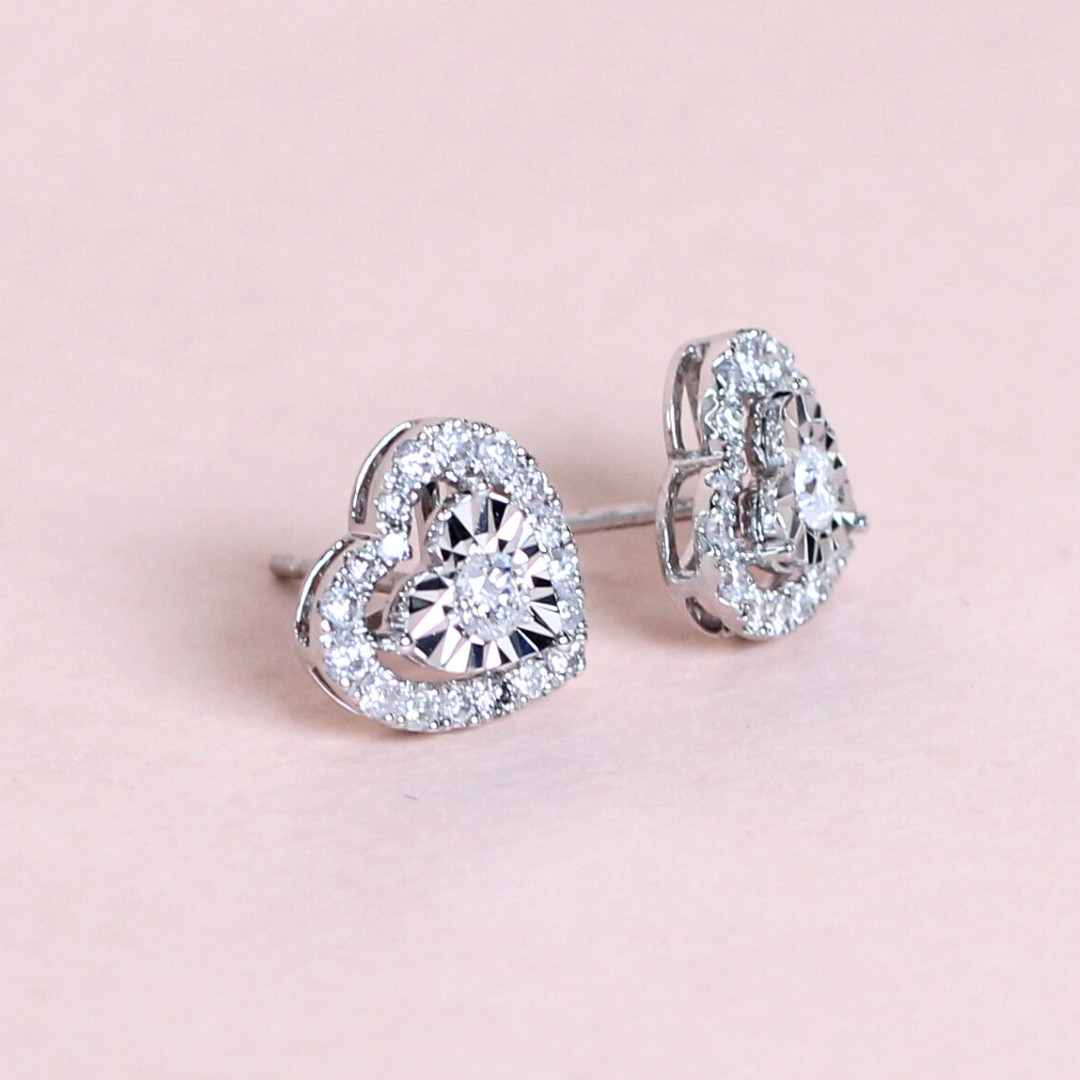 .50cts Heart Stud earrings