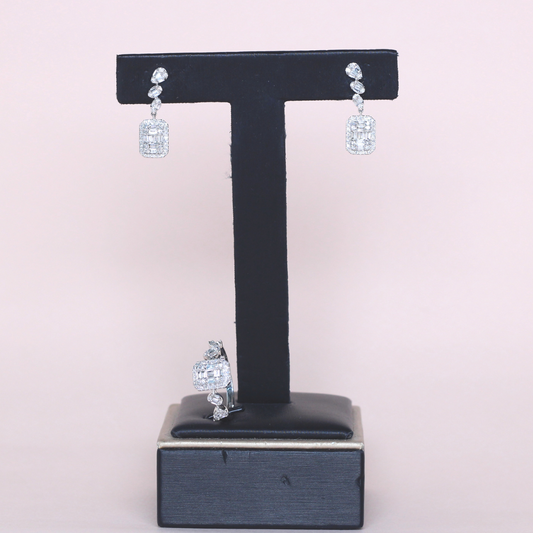 .75cts Emerald Illusion Dangling set
