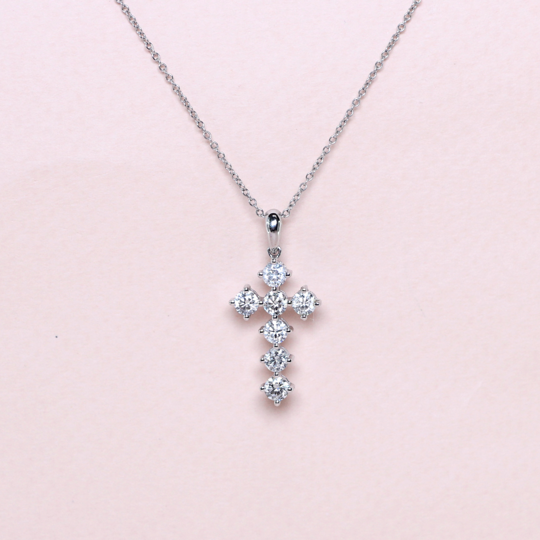 .99cts Cross diamond necklace