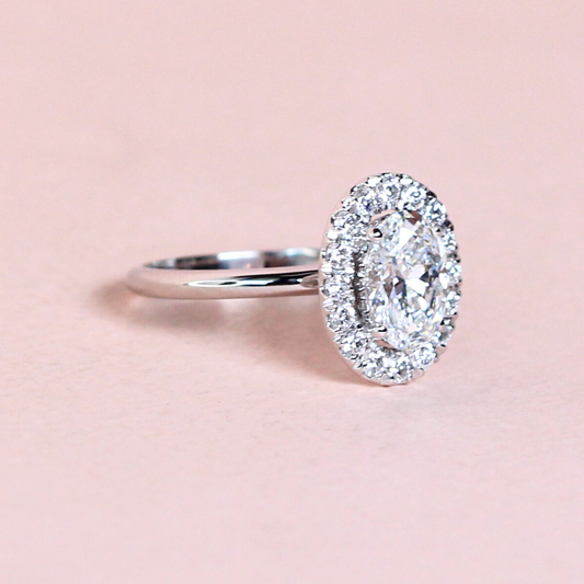 1.46cts Oval ring with halo
