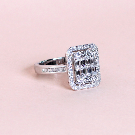 1.20cts Emerald Illusion ring