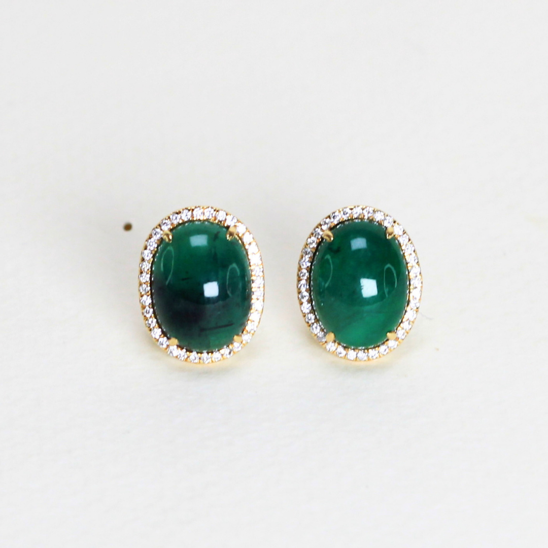 8.94cts Oval cut Emerald Cabochon stud earrings