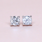 .30cts Round stud earrings