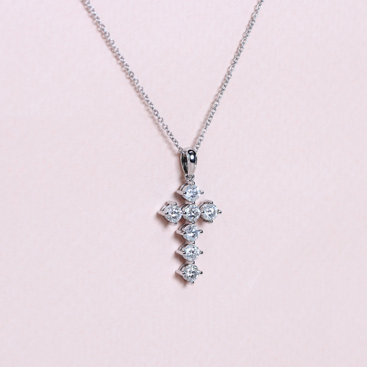 .99cts Cross diamond necklace